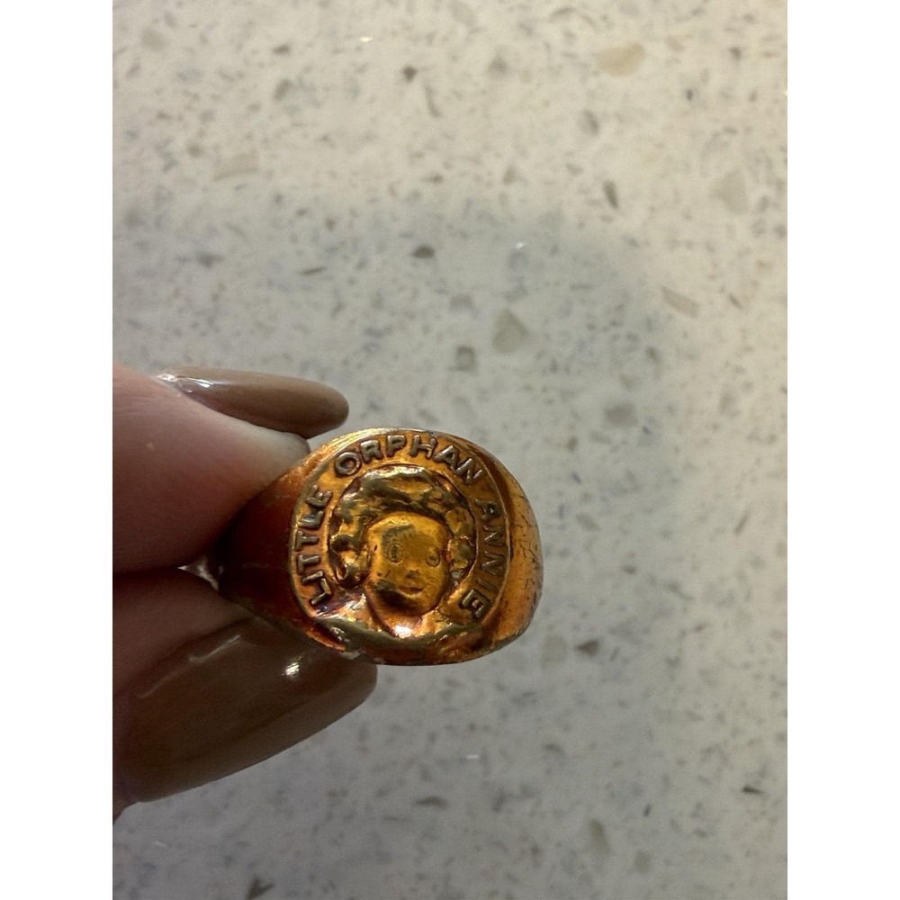 1934 Little Orphan Annie Portrait Ring Ovaltine Radio Premium VTG Adjustable